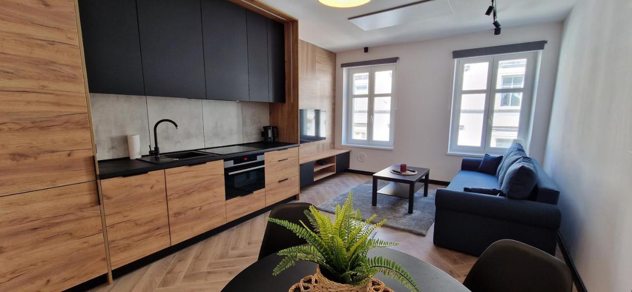 Apartament Ksiaz Швебоджице Екстериор снимка